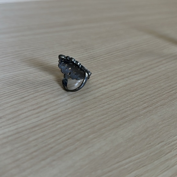 Express Ring Size 8 - Picture 8 of 10